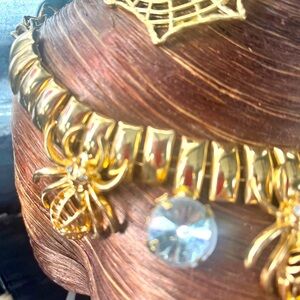 Spider choker with earrings